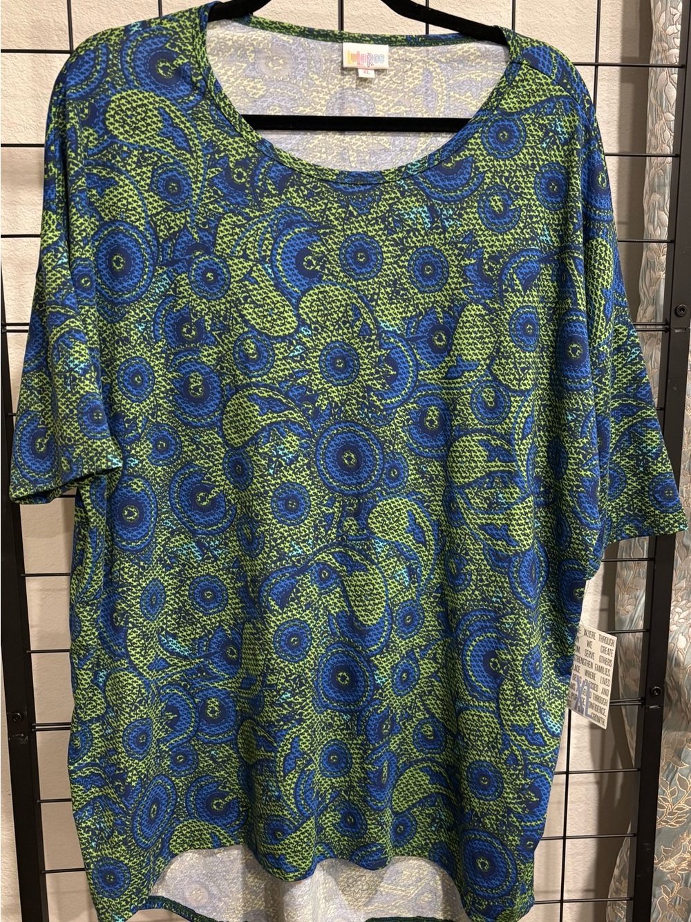 LuLaRoe Green and Blue Circular Print Short Sleeve Top
